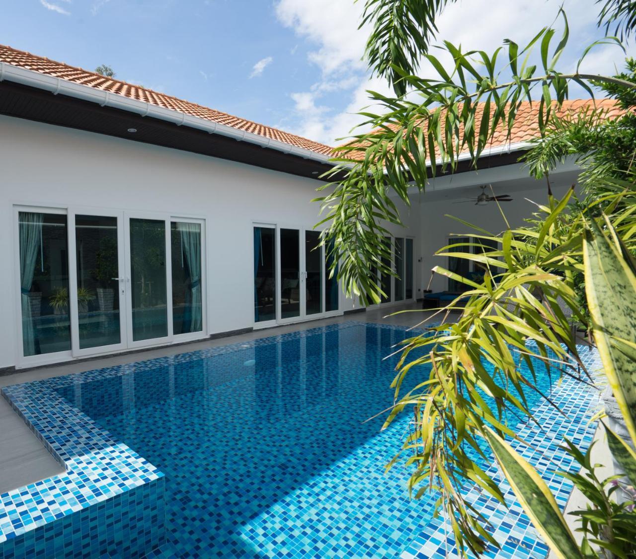 Majestic By Korawan Villa Pattaya Eksteriør billede
